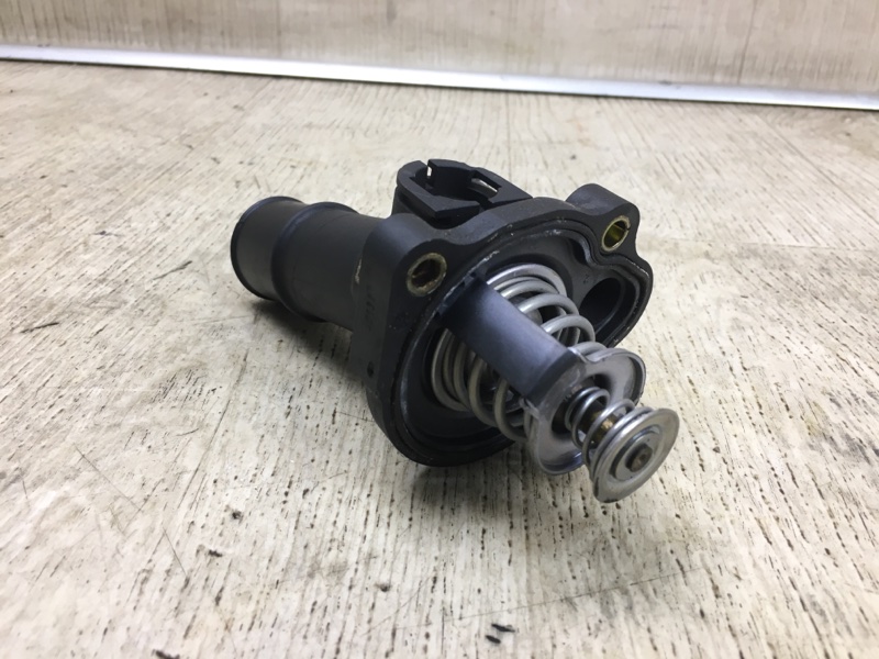 Термостат MAZDA 3 BK 03-08 LF 2.0 3M4Z-8575-B Б/У