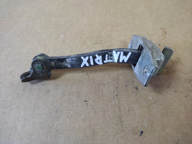 Запчасть ограничитель двери задний правый TOYOTA MATRIX 02-08 2002 ZZE132 1.8L 1ZZ-FE 68630-02061 Б/У Ограничитель двери задний правый TOYOTA MATRIX 02-08 2002 ZZE132 1.8L 1ZZ-FE 68630-02061 Б/У