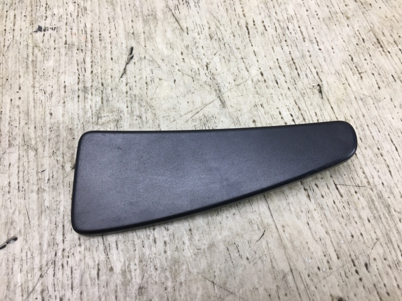 Заглушка кузова задняя AUDI A4 15- 8W0 837 308 Б/У