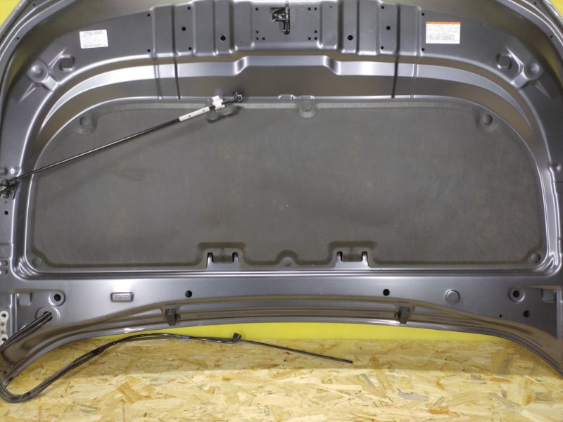 Капот RAV4 18- Капот RAV4 18-