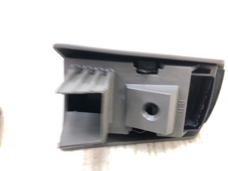 Накладка в салоне 300 04-10