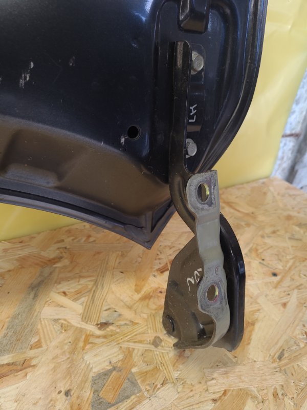 Петля капота передняя левая HYUNDAI KONA OS 17-23 79110-J9000 Б/У