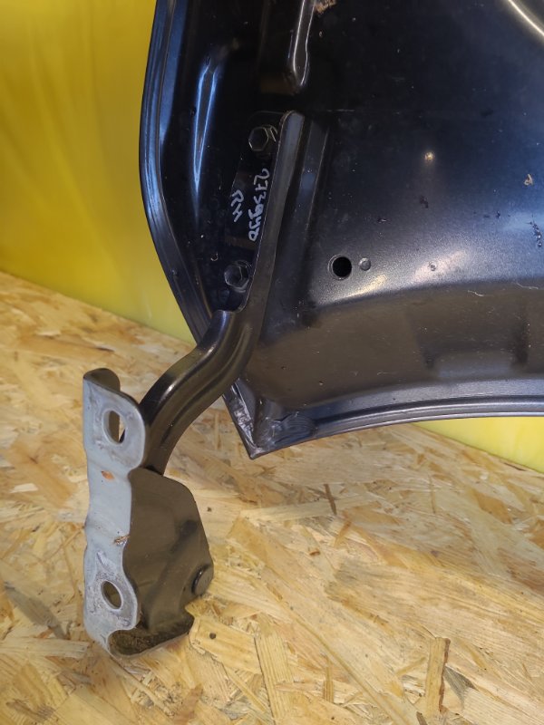 Петля капота передняя правая HYUNDAI KONA OS 17-23 79120-J9000 Б/У