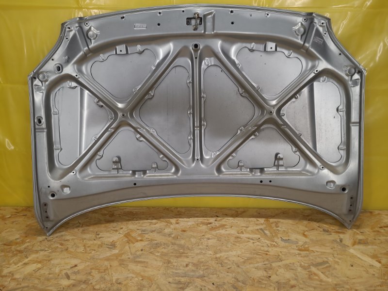 Капот AVENSIS 03-08