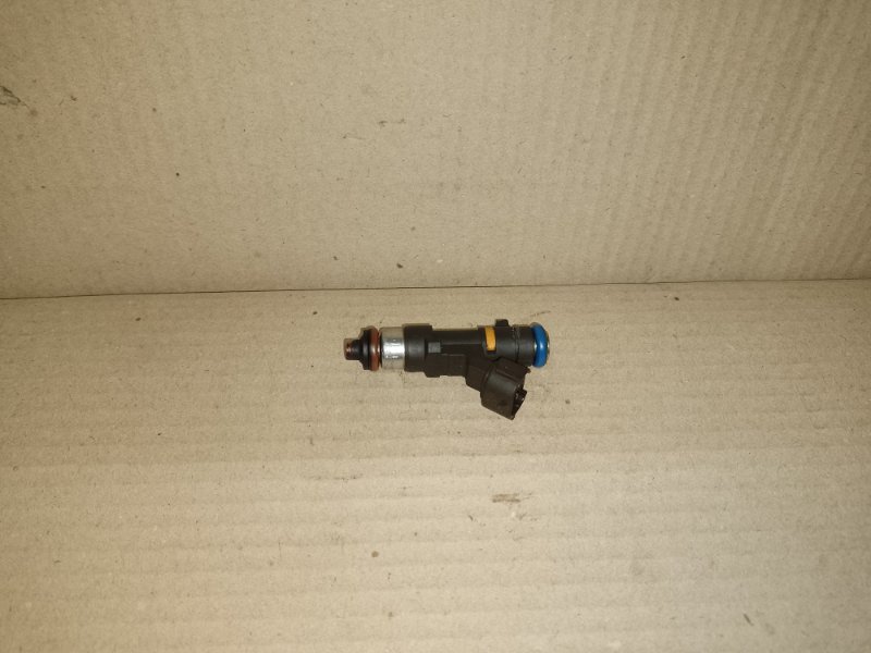 Запчасть форсунка топливная NISSAN MURANO Z50 02-07 2004 3.5 VQ35DE 16600-CD700 Б/У Форсунка топливная NISSAN MURANO Z50 02-07 2004 3.5 VQ35DE 16600-CD700 Б/У