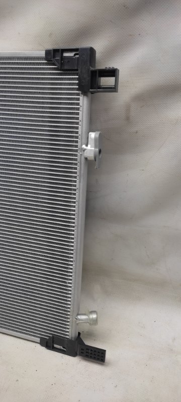 Радиатор кондиционера TOYOTA CAMRY 70 17- Радиатор кондиционера TOYOTA CAMRY 70 17-