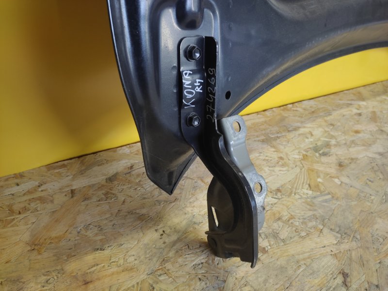 Петля капота передняя правая HYUNDAI KONA OS 17-23 79120-J9000 Б/У