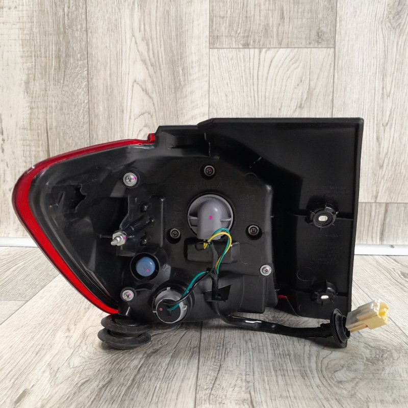 Фонарь наружный задний правый ASX / OUTLANDER SPORT 10-21 Фонарь наружный задний правый ASX / OUTLANDER SPORT 10-21