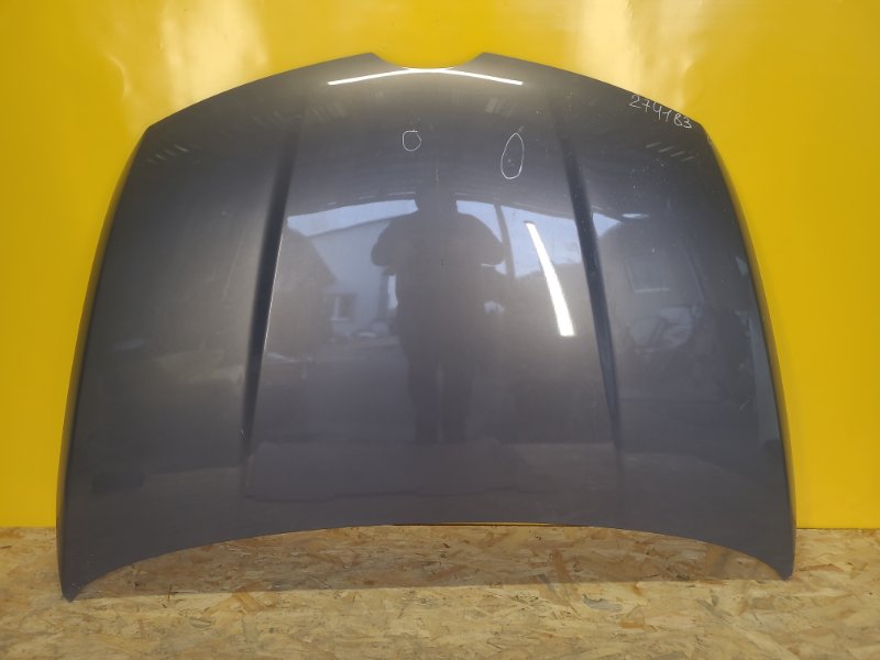 Запчасть капот MAZDA CX-7 06-12 EGY1-52-31XC Б/У Капот MAZDA CX-7 06-12 EGY1-52-31XC Б/У