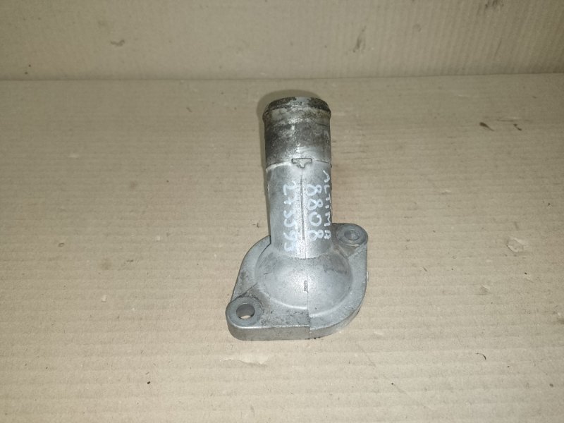 Фланец системы охлаждения NISSAN ALTIMA L32 07-12 2012 Седан 2.5 QR25DE 13049-JA00A Б/У