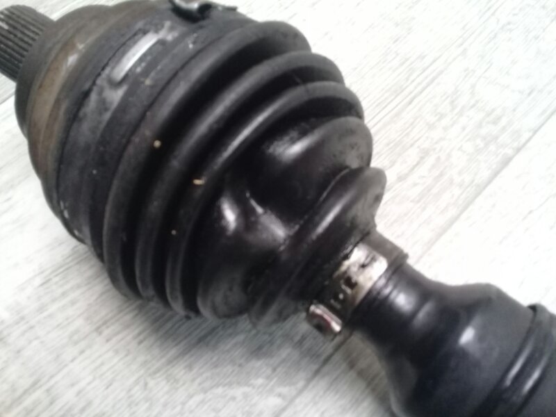 Шрус наружный правый PASSAT B7 11-15 2014 Седан 2.5 CBUA