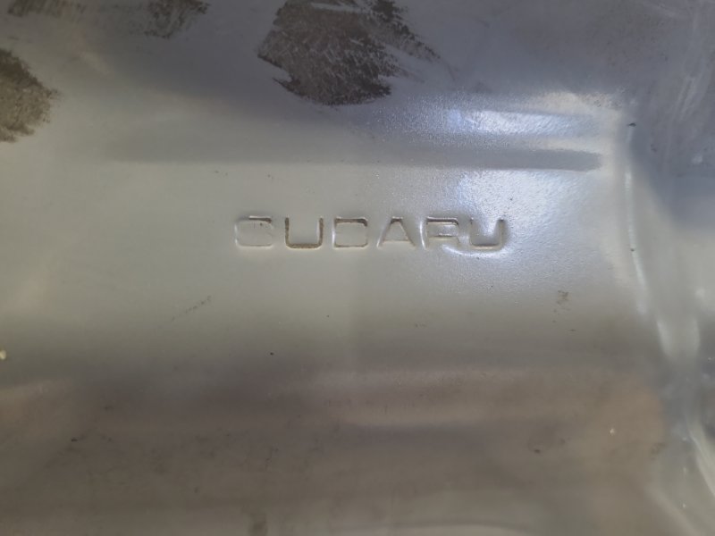 Капот LEGACY 03-09 BL/BP