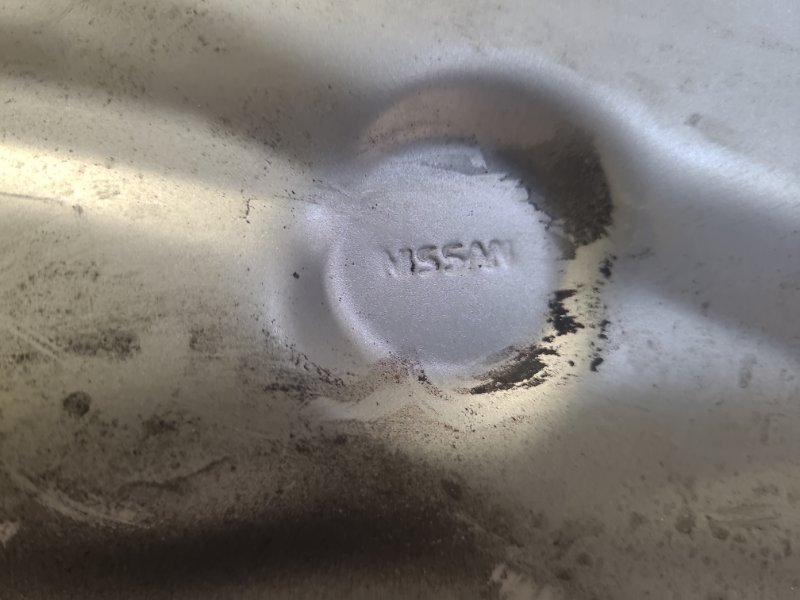 Капот NAVARA 04-15