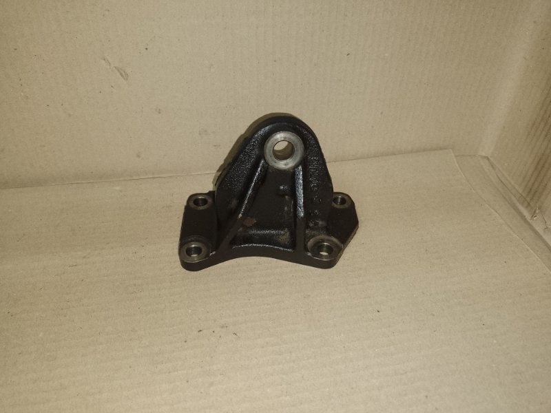 Кронштейн опоры двигателя TOYOTA AVALON 99-05 2000 3.0 1MZFE 12311-0A020 Б/У