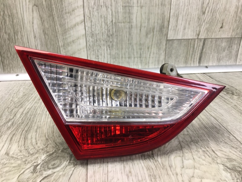 Фонарь внутренний задний левый HYUNDAI SONATA YF 10-14 Седан 92403-3Q000 Б/У