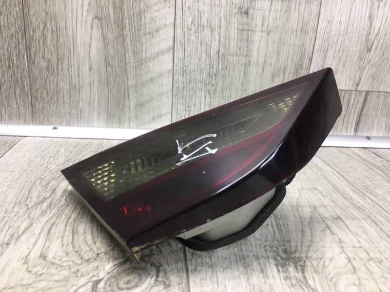 Фонарь внутренний задний левый SONATA YF 10-14 Седан Фонарь внутренний задний левый SONATA YF 10-14 Седан