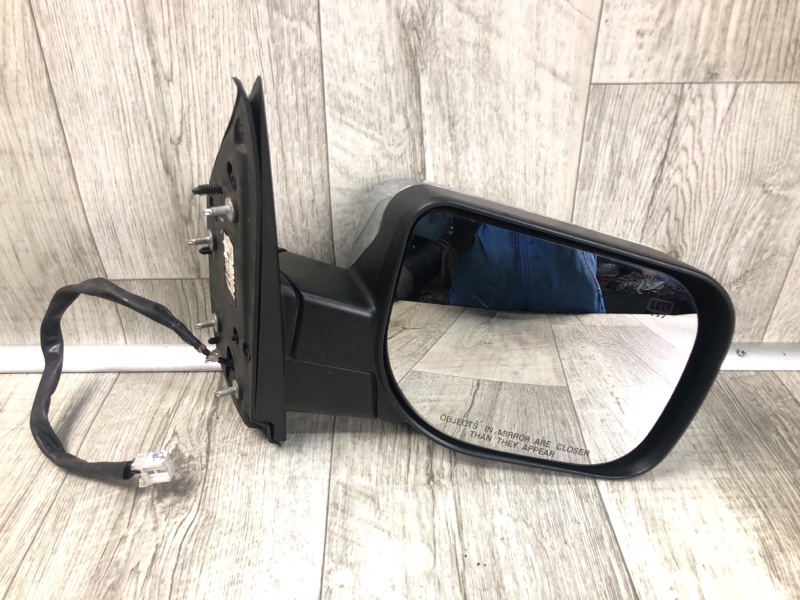 Зеркало правое NISSAN QX56 / TITAN / ARMADA 04-16 96301-ZC20A Б/У