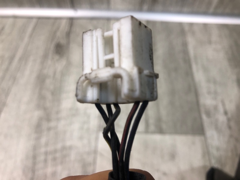 Зеркало правое QX56 / TITAN / ARMADA 04-16