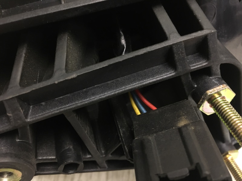 Зеркало левое TAURUS 10-19