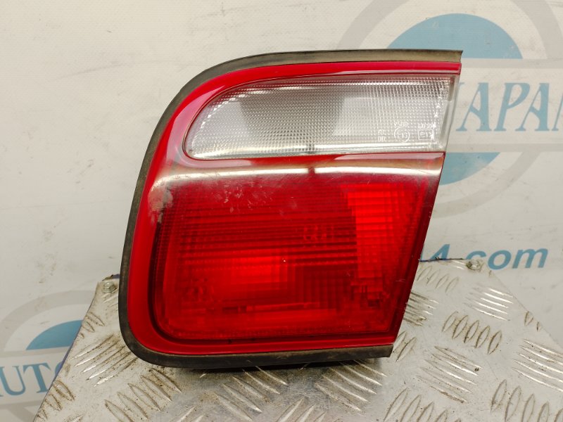 Фонарь внутренний задний правый MAZDA XEDOS 9 X9 (TA) 93-02 8BT2-51-380 Б/У