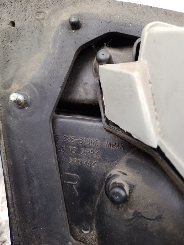 Фонарь внутренний задний правый XEDOS 9 X9 (TA) 93-02