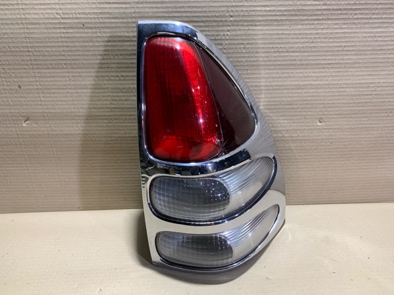 Фонарь наружный правый TOYOTA LAND CRUISER PRADO 120 02-09 81551-60700 Б/У
