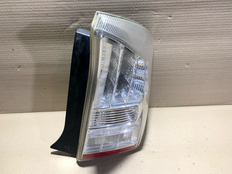 Фонарь наружный правый PRIUS - 30 09-17