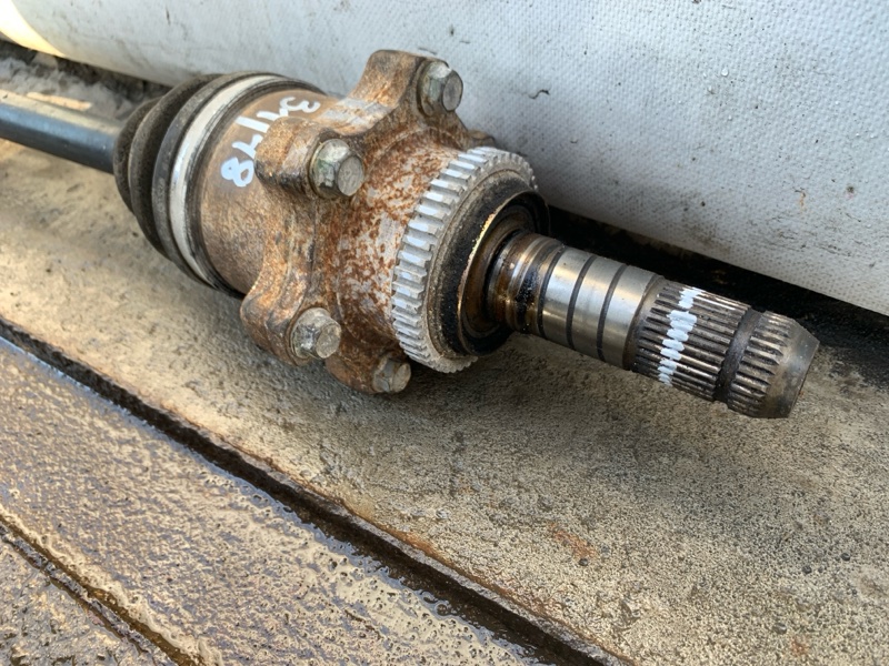 Привод задний правый M35/M45 04-10 2004 3.5 VQ35DE