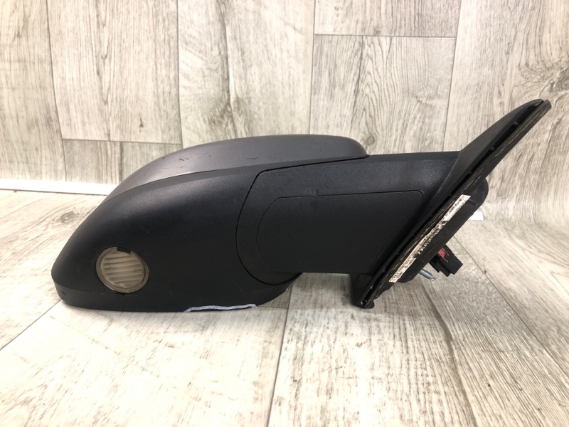 Зеркало правое TAURUS 10-19