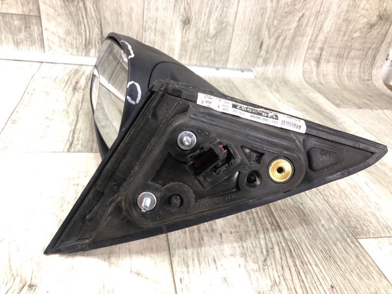 Зеркало правое TAURUS 10-19