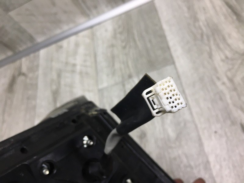 Зеркало левое G25/G35/G37/Q40 06-14