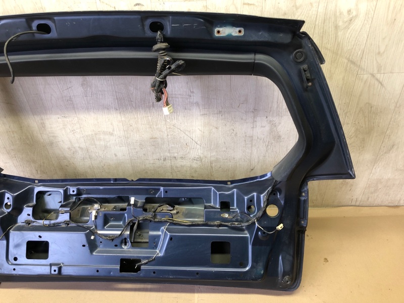 Крышка багажника OUTLANDER XL 05-13