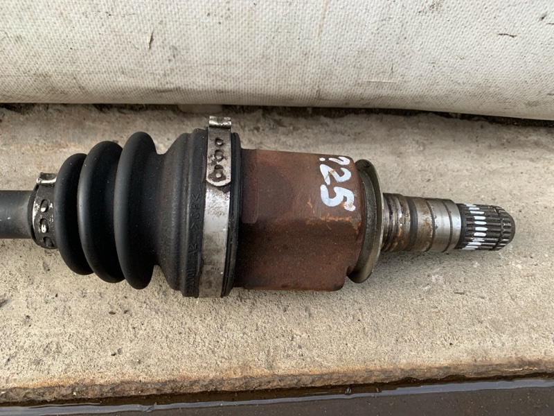 Привод передний правый FX S50 03-08 2004 3.5 VQ35DE