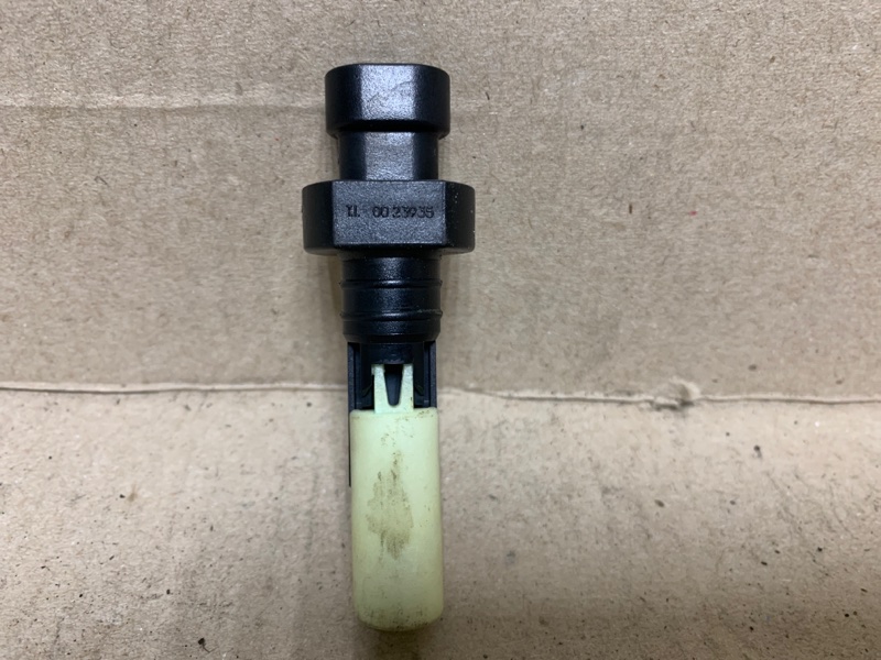 Датчик уровня бачка омывателя CADILLAC SRX 09-16 3.6 LFX