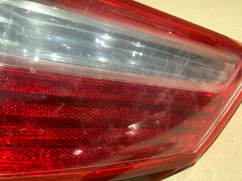 Фонарь наружный правый CAMRY 40 06-11