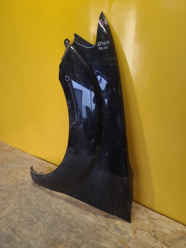 Крыло переднее левое OUTLANDER XL 05-13