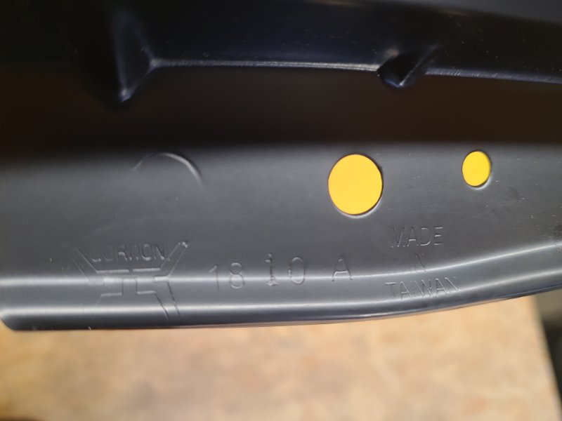 Крыло переднее левое LEAF 10-17