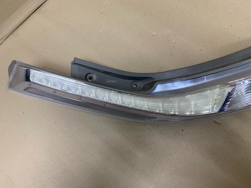 Фонарь наружный задний левый LEAF 10-17