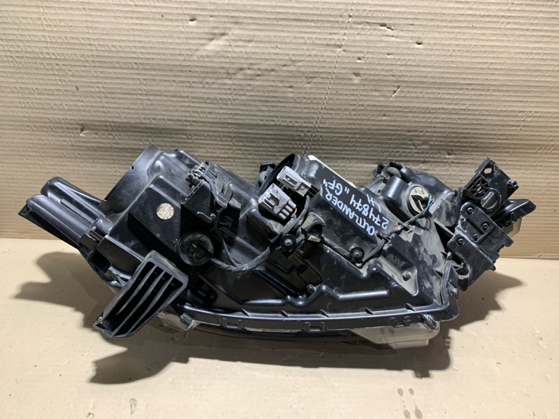 Фара левая OUTLANDER GF 12-