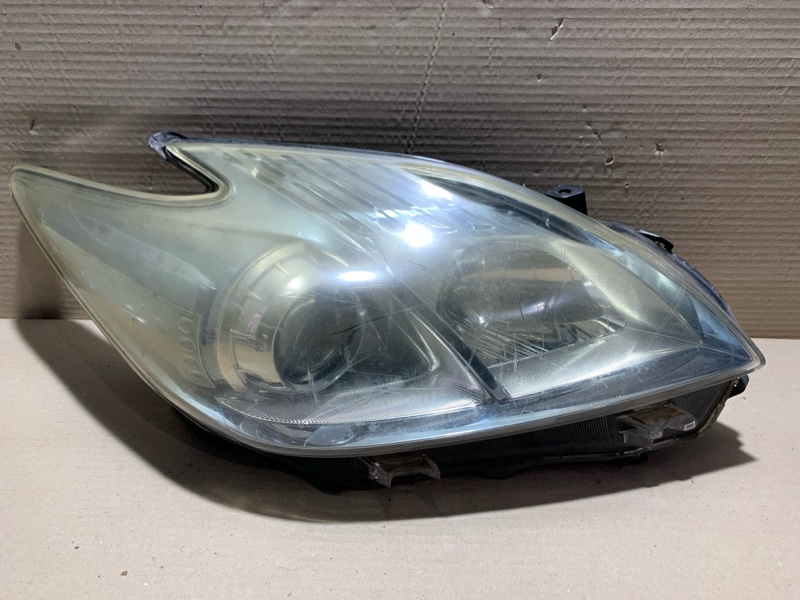 Запчасть фара правая TOYOTA PRIUS - 30 09-17 81130-47250 Б/У Фара правая TOYOTA PRIUS - 30 09-17 81130-47250 Б/У