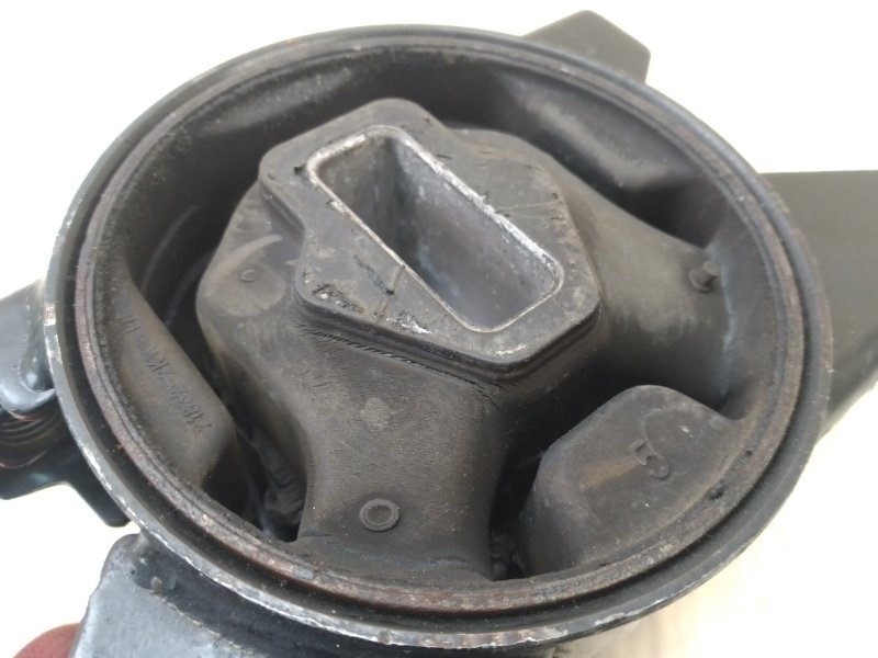 Подушка АКПП левая SOUL AM 08-13 2.0