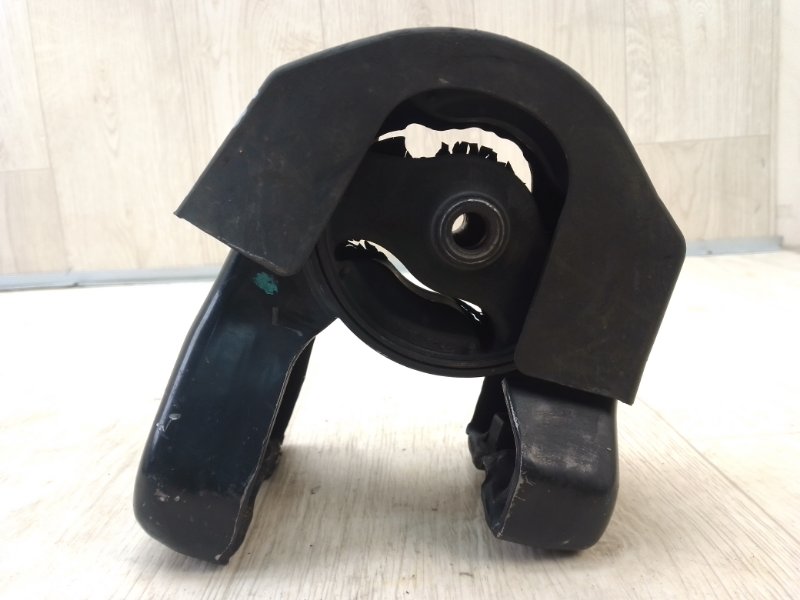 Подушка двигателя задняя KIA MAGENTIS 05–10 MG