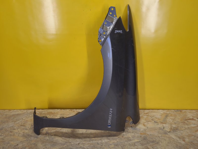 Запчасть крыло переднее левое TOYOTA AURIS 13-18 53812-02340 Б/У Крыло переднее левое TOYOTA AURIS 13-18 53812-02340 Б/У