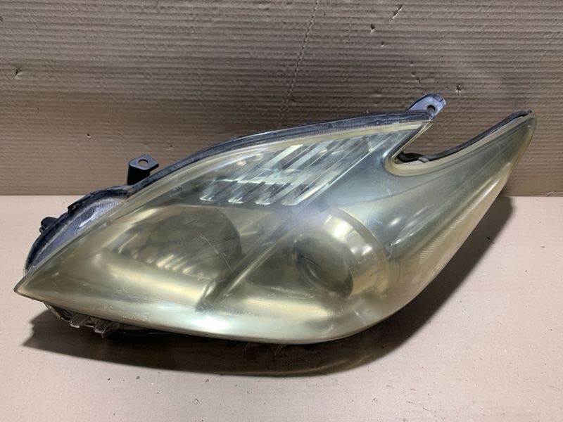 Фара левая PRIUS - 30 09-17 Фара левая PRIUS - 30 09-17
