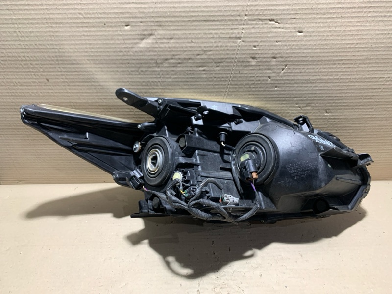 Фара левая PRIUS - 30 09-17 Фара левая PRIUS - 30 09-17