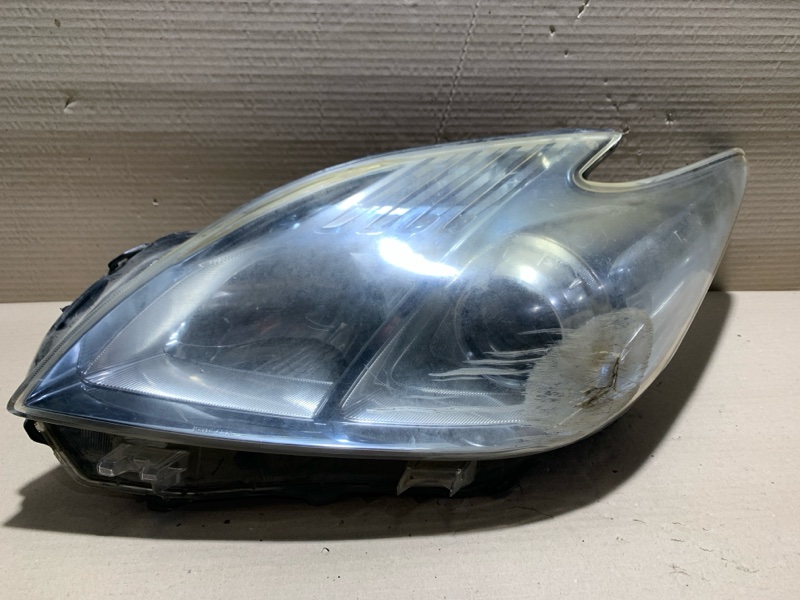 Запчасть фара левая TOYOTA PRIUS - 30 09-17 81170-47250 Б/У Фара левая TOYOTA PRIUS - 30 09-17 81170-47250 Б/У