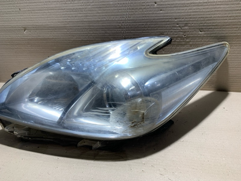 Фара левая PRIUS - 30 09-17 Фара левая PRIUS - 30 09-17