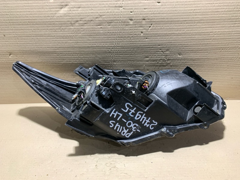 Фара левая PRIUS - 30 09-17 Фара левая PRIUS - 30 09-17