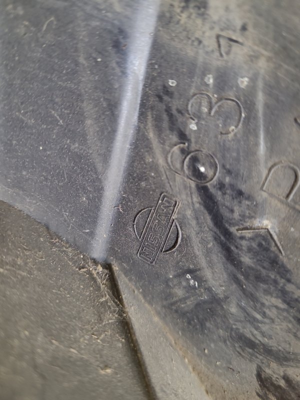 Крыло переднее левое X-TRAIL T30 01-07