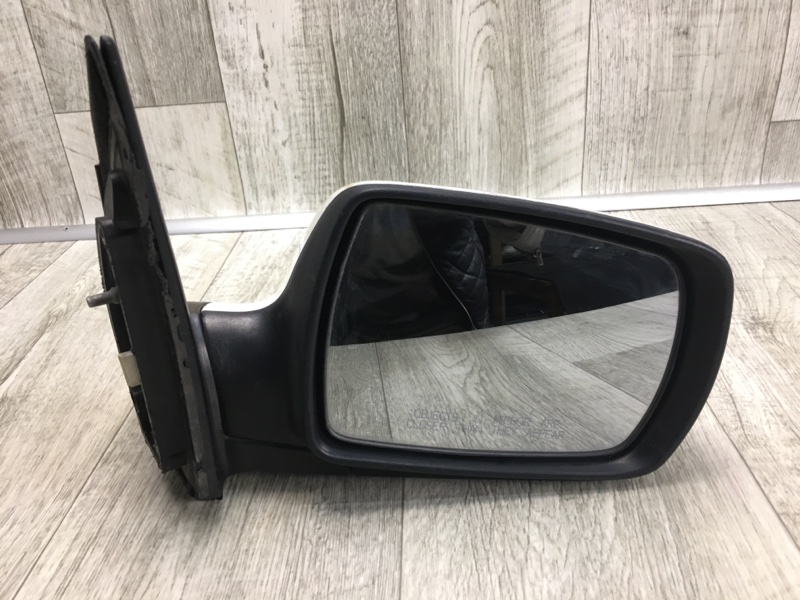 Зеркало правое KIA SEDONA 06-14 VQ 87620-4D922 Б/У